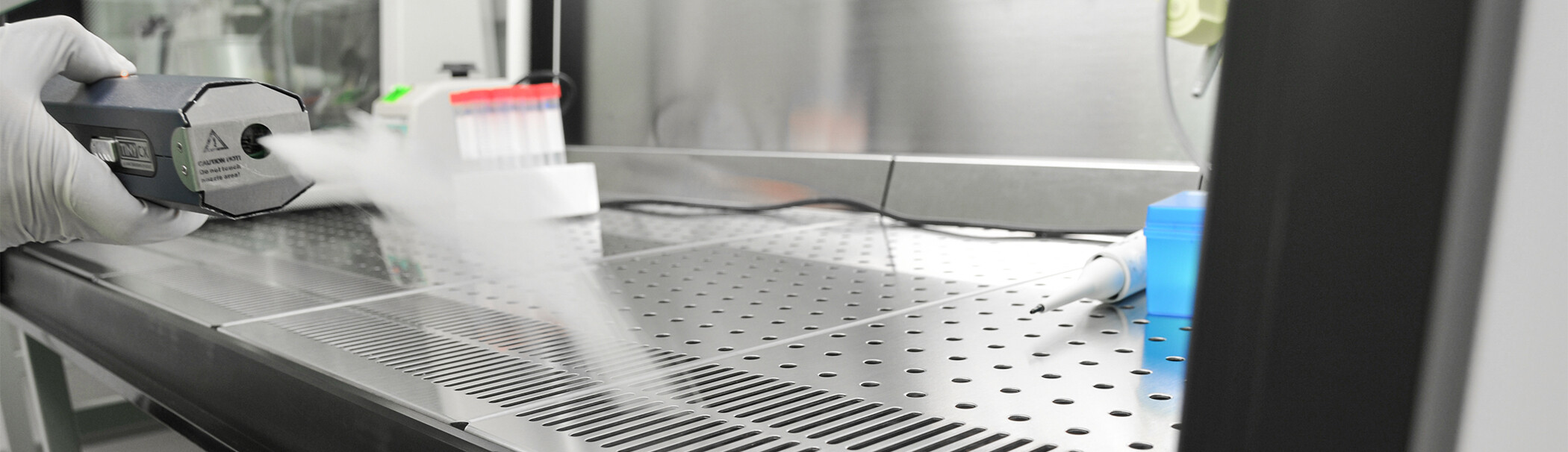 cetep - Cabinet d’Etudes Techniques des Environnements Propres-certification CETEP est expert en contrôle salle propre, qualification des équipements de protection collectifs, désinfection des laboratoires, analyse air et eau, contrôle de l'aération, audit des réseaux aérauliques, mise en œuvre gaz traceur, contrôles microbiologiques des salles propres et des laboratoires, audit et conseil.